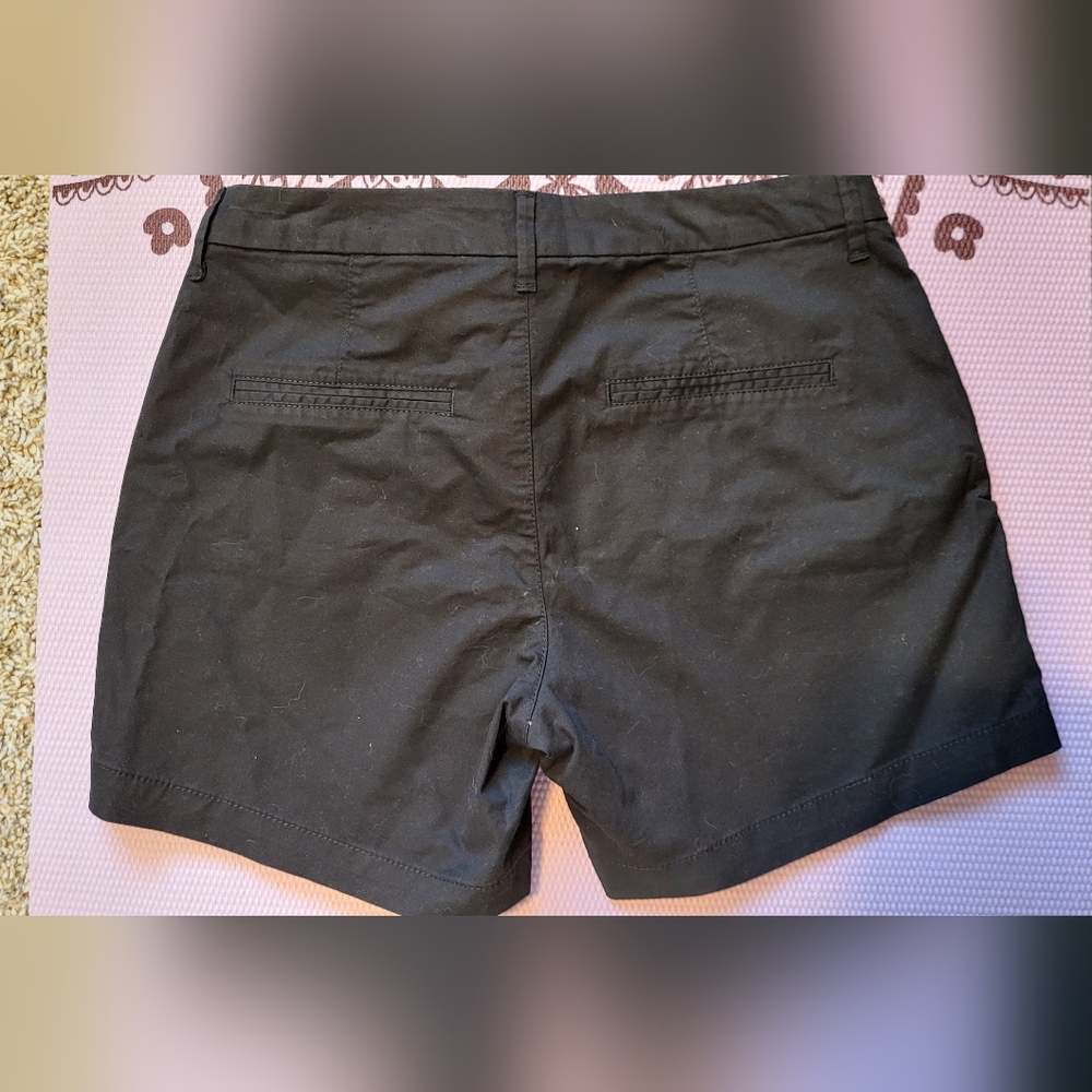 Old Navy Black Bermuda Shorts Durable Cotton Blend
